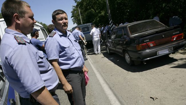Автомобиль Жигули с телами погибших обнаружен на участке федеральной трассы М-4 Автомобиль Жигули с телами погибших обнаружен на участке федеральной трассы М-4