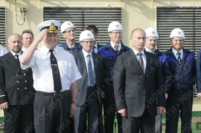 Владимир Путин осмотрел ледокол Санкт-Петербург Владимир Путин осмотрел ледокол Санкт-Петербург