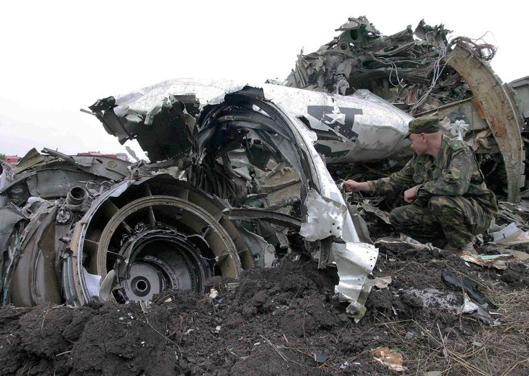 На месте падения самолета Ту-154