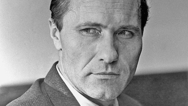 Писатель, режиссер и актер Василий Шукшин