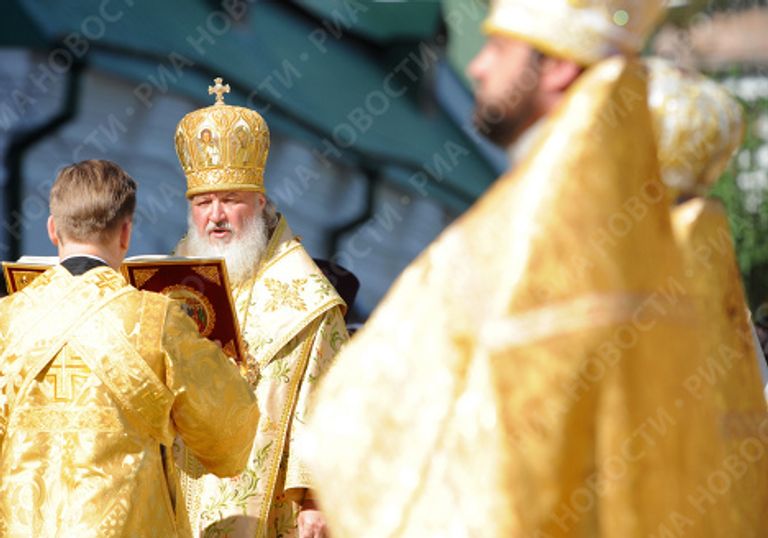 Патриарх Московский и всея Руси Кирилл провел литургию в Киево-Печерской Лавре Патриарх Московский и всея Руси Кирилл провел литургию в Киево-Печерской Лавре