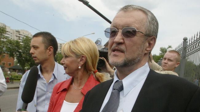 Вячеслав Иваньков у здания Мосгорсуда Вячеслав Иваньков у здания Мосгорсуда