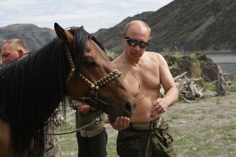Тувинские каникулы Владимира Путина Тувинские каникулы Владимира Путина