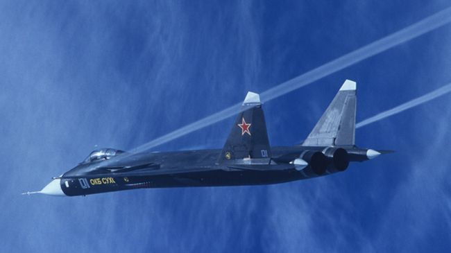 Экспериментальный истребитель Су-47 Беркут