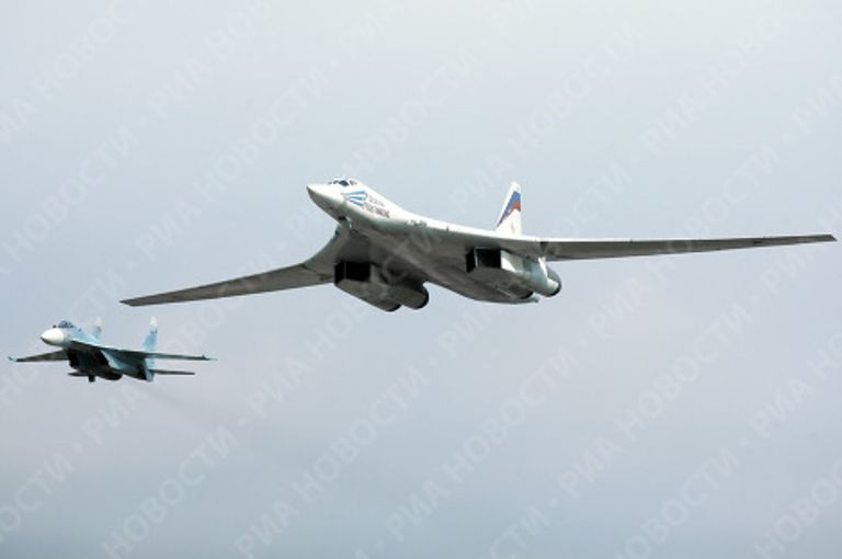 Стратегический сверхзвуковой ракетоносец ТУ-160 Стратегический сверхзвуковой ракетоносец ТУ-160