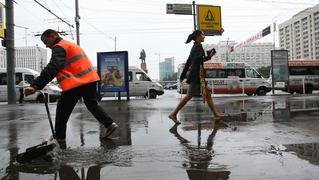 Москвичи благодаря плохой погоде дышат самым чистым за месяц воздухом