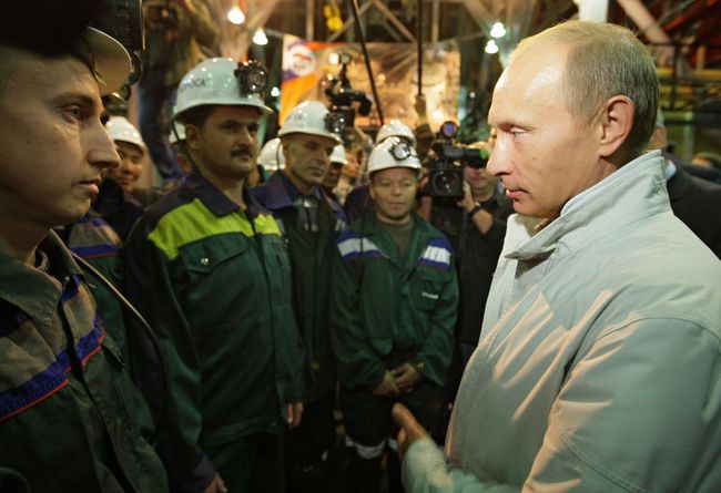 Рабочая поездка премьер-министра РФ Владимира Путина в г. Мирный Рабочая поездка премьер-министра РФ Владимира Путина в г. Мирный