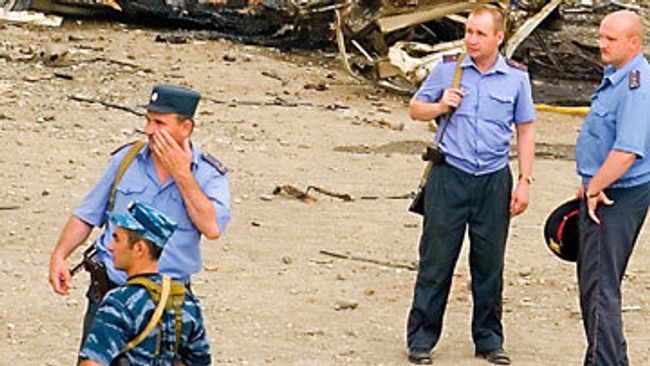 Один милиционер погиб, семеро ранены при взрыве в Чечне