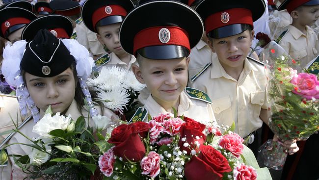 1 сентября в казачьем кадетском корпусе. Архив 1 сентября в казачьем кадетском корпусе. Архив