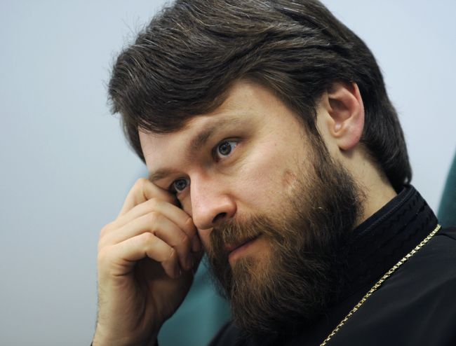 Епископ Иларион во время пресс-конференции