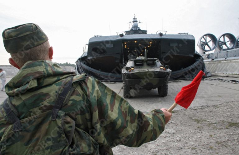 Тренировка по высадке морского и воздушного десанта прошла в Калининградской области Тренировка по высадке морского и воздушного десанта прошла в Калининградской области