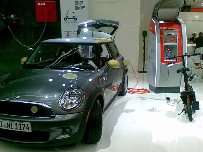 Автомобиль Mini на Франкфуртском автосалоне