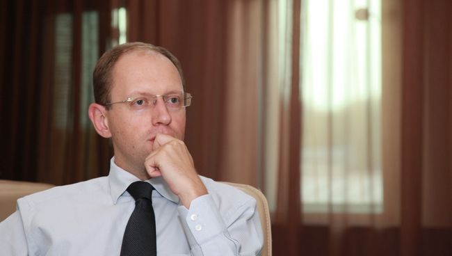 Яценюк хочет объединить ЕС, Украину и Россию Яценюк хочет объединить ЕС, Украину и Россию