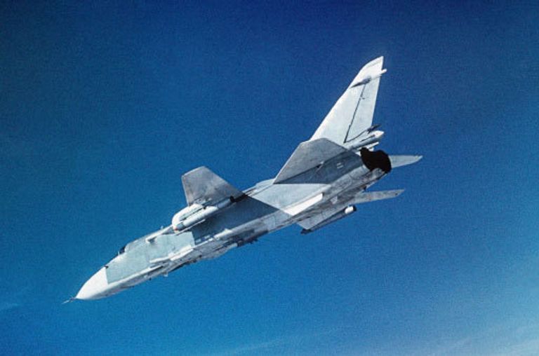 Бомбардировщик СУ-24