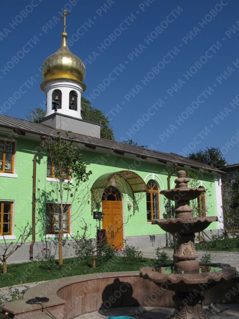 Православный храм в честь Успения Божией Матери в Пекине Православный храм в честь Успения Божией Матери в Пекине