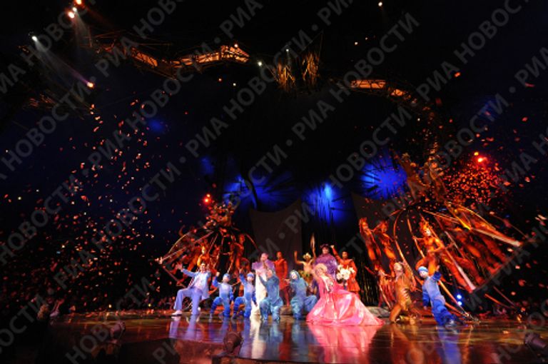 Репетиция шоу Varekai канадского Cirque du Soleil в Москве Репетиция шоу Varekai канадского Cirque du Soleil в Москве