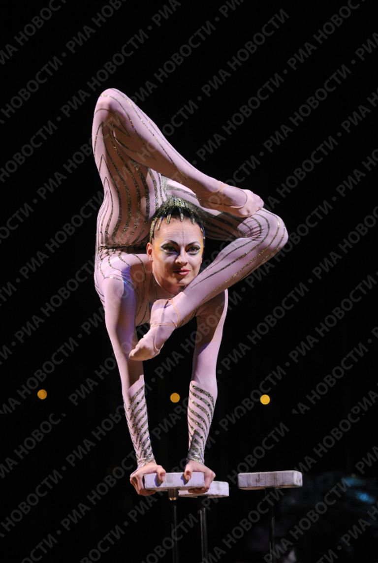 Репетиция шоу Varekai канадского Cirque du Soleil в Москве Репетиция шоу Varekai канадского Cirque du Soleil в Москве