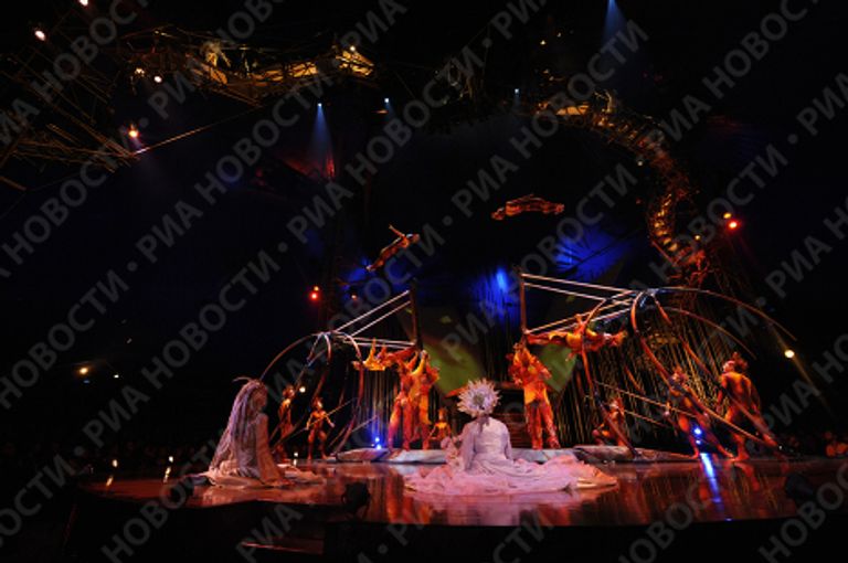Репетиция шоу Varekai канадского Cirque du Soleil в Москве Репетиция шоу Varekai канадского Cirque du Soleil в Москве