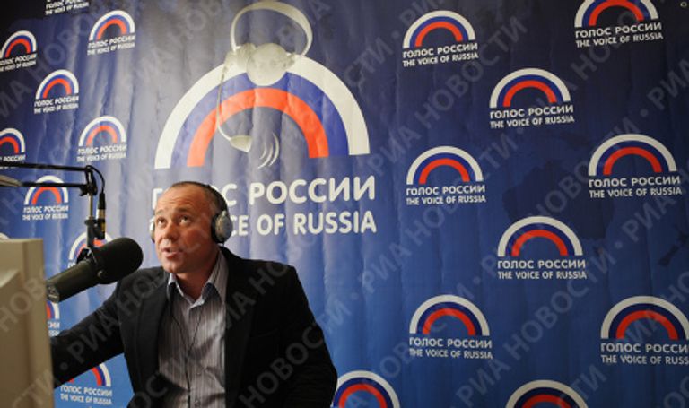 Ведущий Олег Кулинич. Работа радиостанции Голос России Ведущий Олег Кулинич. Работа радиостанции Голос России