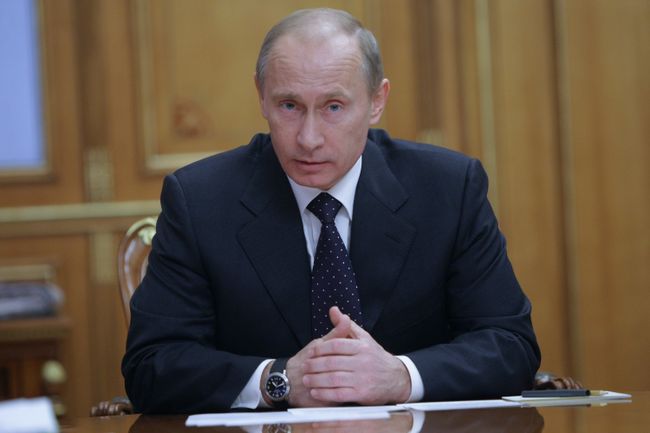 Владимир Путин провел совещание по вопросу развития переработки попутного газа и газотранспортной системы