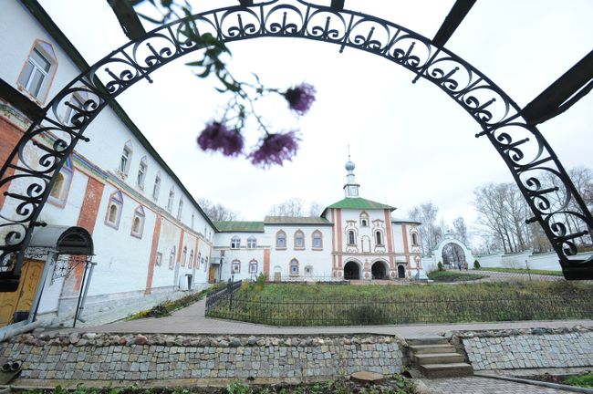 В Свято-Успенском Космине мужском монастыре в селе Небылое В Свято-Успенском Космине мужском монастыре в селе Небылое
