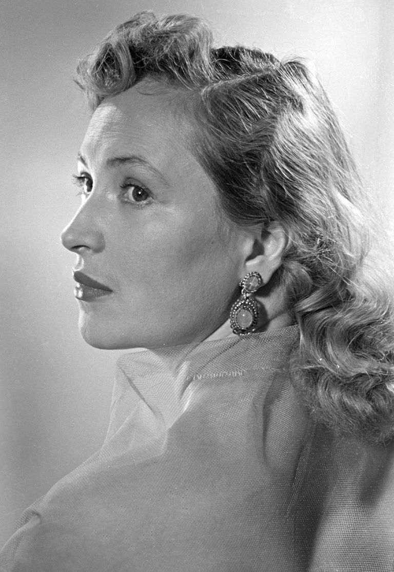 Киноактриса Лучко Киноактриса Лучко