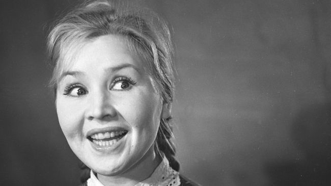 Актриса Екатерина Савинова в роли Фроси Бурлаковой Актриса Екатерина Савинова в роли Фроси Бурлаковой