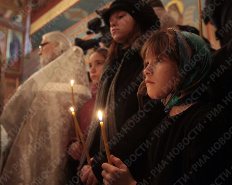 Отпевание иерея Даниила в храме святых апостолов Петра и Павла в Ясеневе Отпевание иерея Даниила в храме святых апостолов Петра и Павла в Ясеневе
