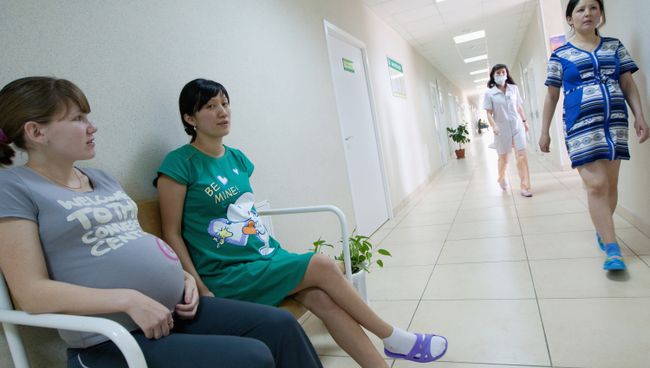 Беременные женщины в одном из роддомов. Архив
