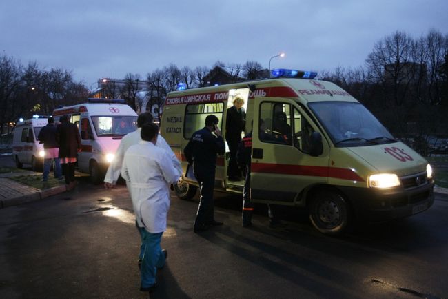 Самолет МЧС РФ с 16 пострадавшими из Перми сел в Пулково