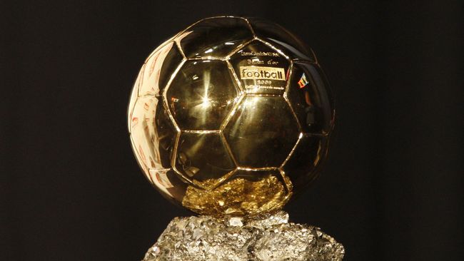 Приз France Football Золотой мяч Приз France Football Золотой мяч