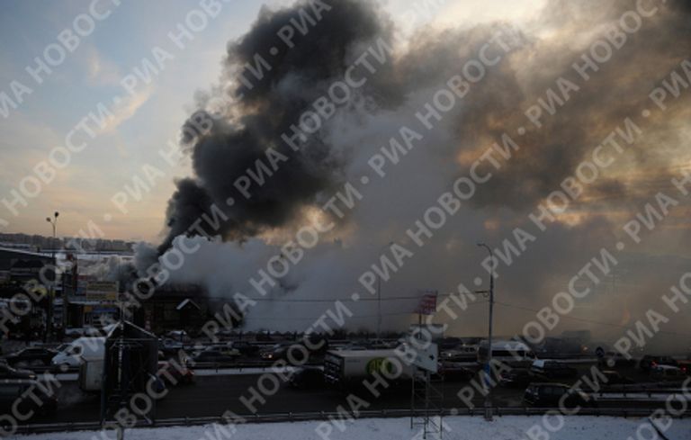 Пожар на рынке Пирогово в Подмосковье Пожар на рынке Пирогово в Подмосковье