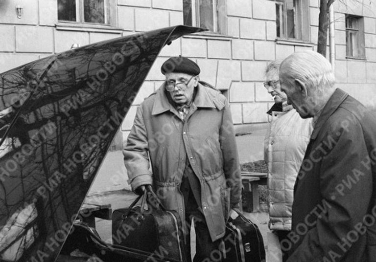 Диссидент и правозащитник Андрей Дмитриевич Сахаров Диссидент и правозащитник Андрей Дмитриевич Сахаров