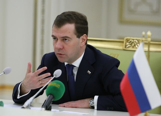 Власти будут бороться с басманным правосудием - Медведев Власти будут бороться с басманным правосудием - Медведев