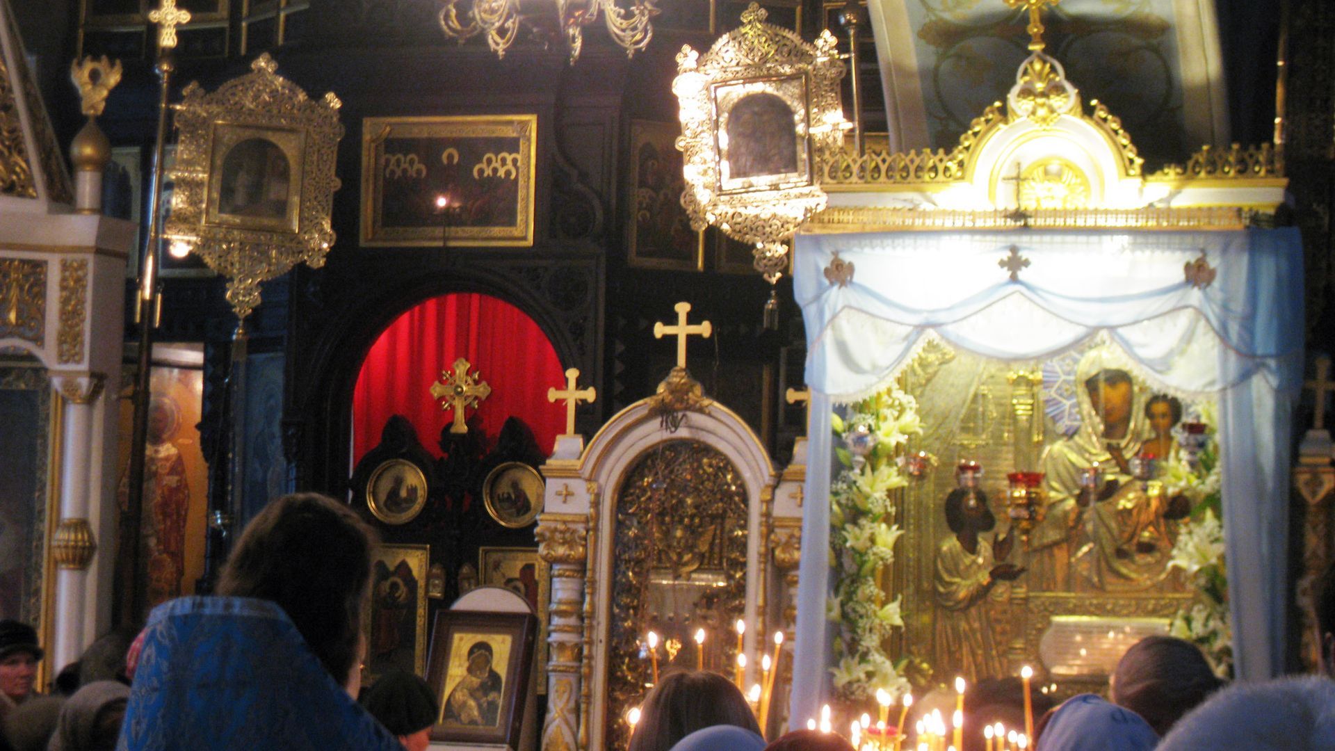 Молебен у иконы Божией Матери Нечаянная Радость в одноименном храме в Марьиной Роще. Архив Молебен у иконы Божией Матери Нечаянная Радость в одноименном храме в Марьиной Роще. Архив - РИА Новости, 1920, 22.12.2010