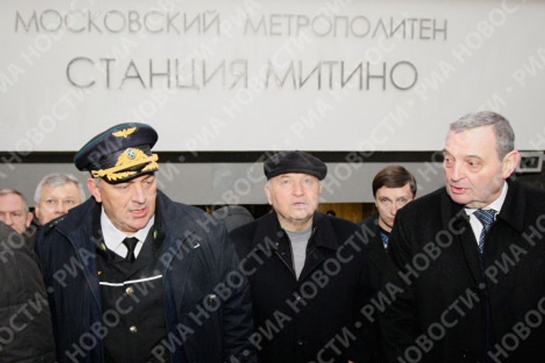 Дмитрий Гаев и Юрий Лужков на открытии новой станции московского метро - Митино Дмитрий Гаев и Юрий Лужков на открытии новой станции московского метро - Митино