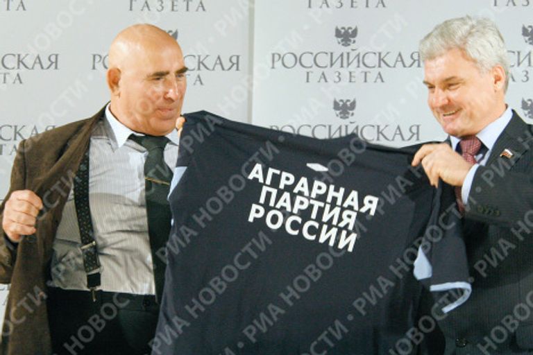 Совместная пресс-конференция В.Шандыбина и В. Плотникова Совместная пресс-конференция В.Шандыбина и В. Плотникова