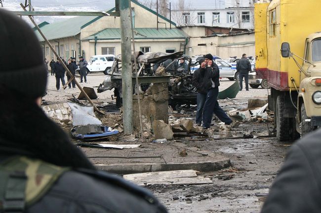 На месте теракта в Махачкале На месте теракта в Махачкале