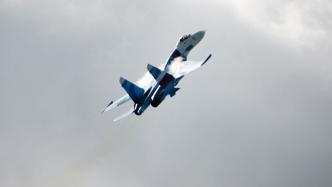 Истребитель СУ-27