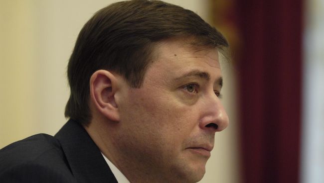 Александр Хлопонин