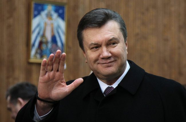 Янукович ушел от ответа на вопрос об изменении статуса русского языка