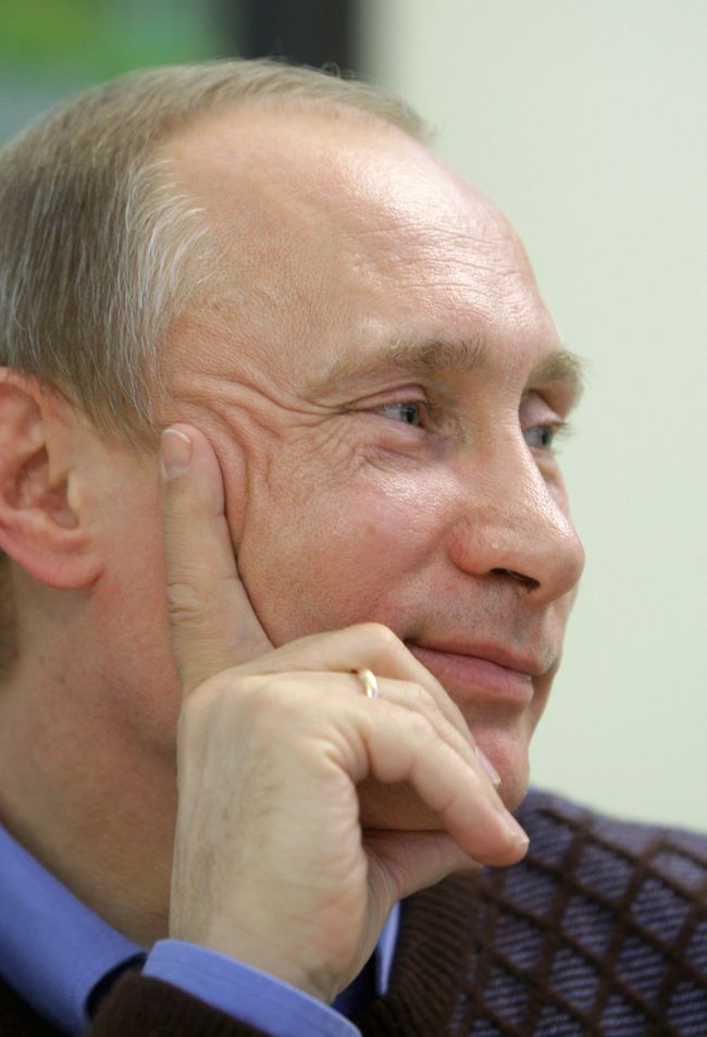 Премьер-министр В.Путин посетил Чувашский государственный университет