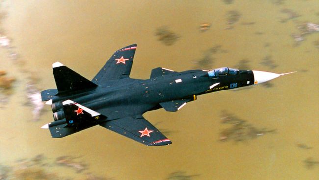 Истребитель СУ-47 Беркут - экспериментальная летающая лаборатория. Архив