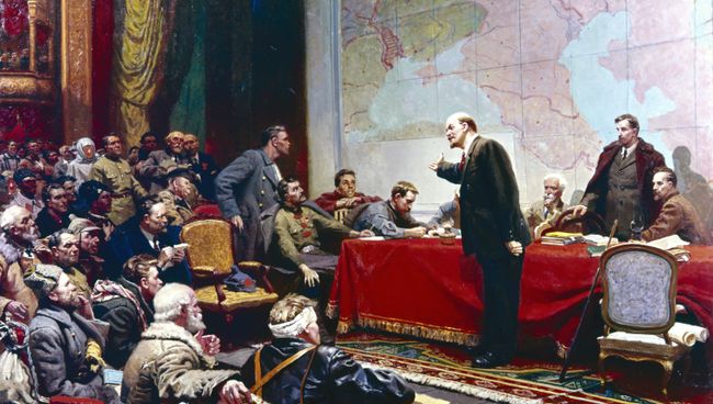 Репродукция картины Л. А. Шматько Выступление В. И. Ленина о плане ГОЭЛРО