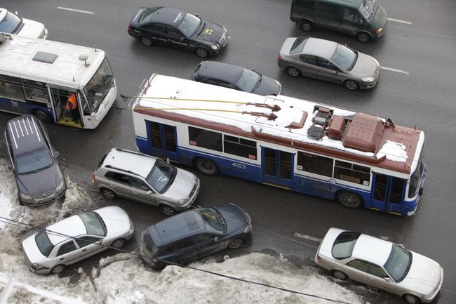 Троллейбус . Архив