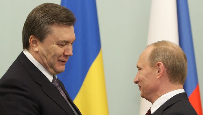 Владимир Путин и Виктор Янукович. Архив