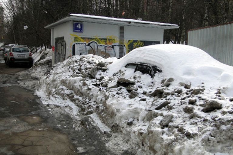 Последствия снегопада в Москве Последствия снегопада в Москве