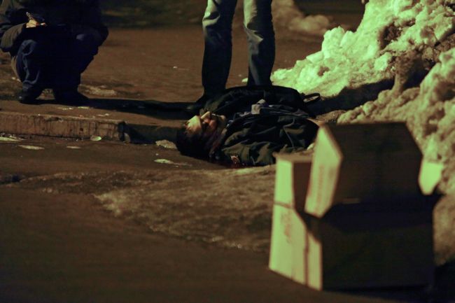 Один милиционер погиб, один был ранен при проверке документов у неизвестных на западе Москвы