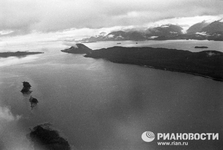 Западный берег острова Баранова на Аляске Западный берег острова Баранова на Аляске