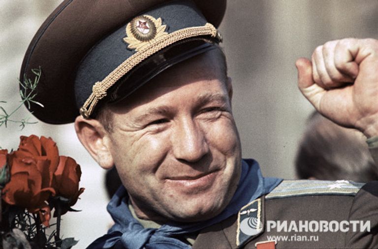 Космонавт Леонов Космонавт Леонов